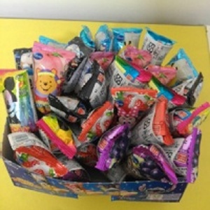 日本固力果迪士尼復刻棒棒糖，隨機出貨 特價：$19