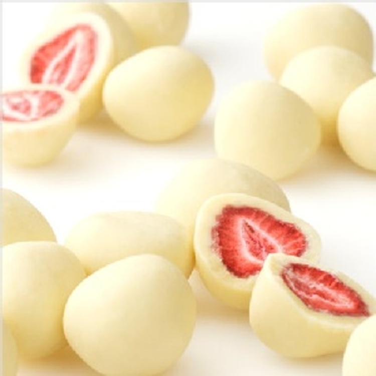 六花亭白巧克力草莓、黑巧克力草莓