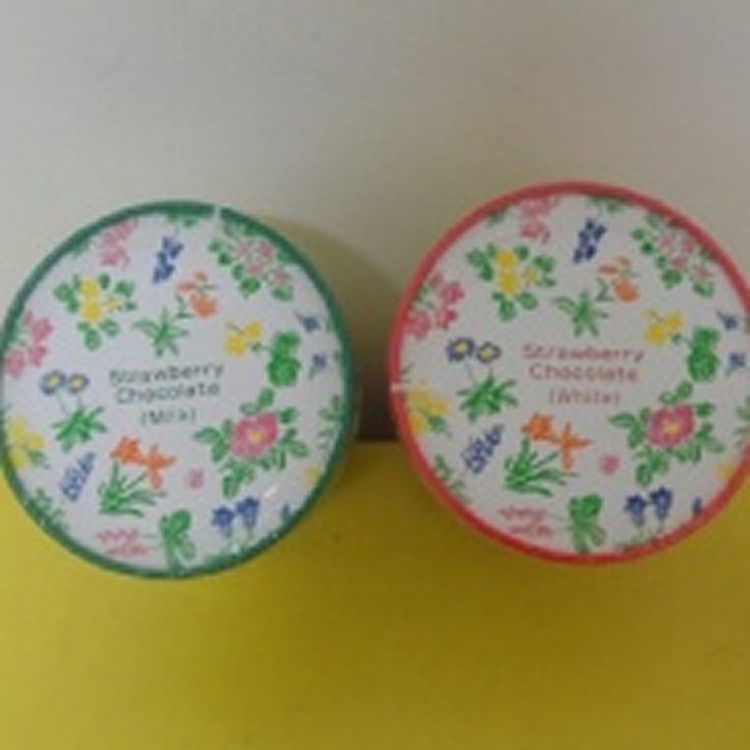 六花亭白巧克力草莓、黑巧克力草莓