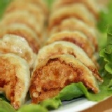 范媽媽教室~煎餃的作法 想吃到不同風味的五色水餃按這裡！