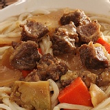 主廚饕品黑胡椒牛腩燴拉麵 特價：$58