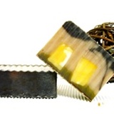 龍膽草植物草本舒緩皂 年後大出清 下殺66折 給您肌膚最溫柔的保護 一般肌、混合肌 檸檬尤加利精油