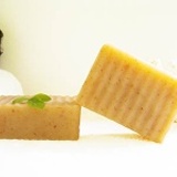 冬季美麗限定~鮮採洛神花蜂蜜親膚優格皂