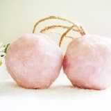 玫瑰初綻美顏皂旅行小吊球~ 含鮮採玫瑰香精 一般肌 週年慶下殺58折 ~ 限量低價回饋 機會難得 敬請把握！