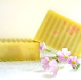 初夏新品上市~蘆薈蜂蜜檸檬淨白舒緩皂