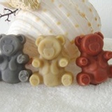 FB按讚並分享就送灰熊愛妳造型皂或和果子造型皂一個