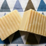 新品上市~橙花銀杏雪耳牛奶淨白緊緻皂