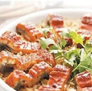 蔬食樂活 - 燒鰻油飯【奶素,300克±5%】圖片僅供參考