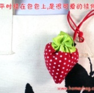 草莓購物袋 庫存出清 特價：$35