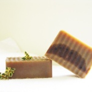 金銀花白芷淨白調理皂 特價：$99