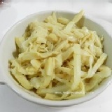 【嚴選豚骨燉筍干】 熟食品‧需加熱‧嚴選細緻筍茸‧以豬大骨高湯小火燉滷‧每包約200公克