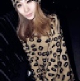 大碼超炫面料舒適針織( 帶帽兩件式 ) 特價：$252