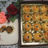 蛋黃酥- (12入禮盒) 特價：$350