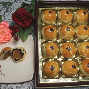 蛋黃酥- (12入禮盒) 特價：$350
