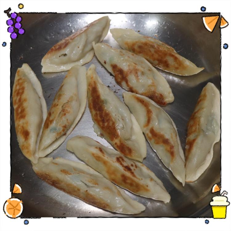 【一大利美食】翔鳳 鮮肉煎熟鍋貼