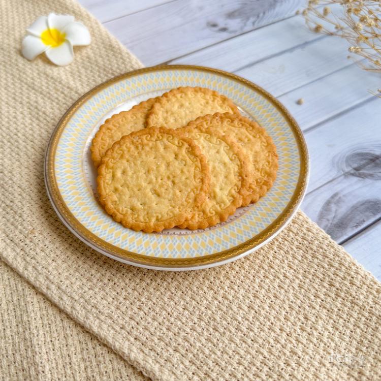 【迪士尼】米奇芝麻薄餅禮盒(300g)-贈品款式隨機出貨