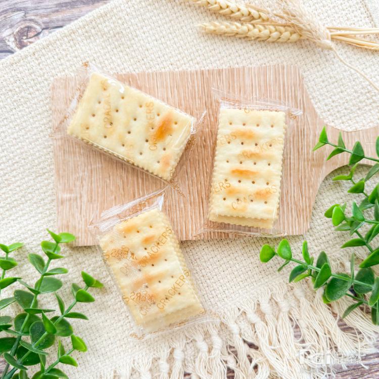 【巧益】海鹽薄脆蘇打餅(396g)