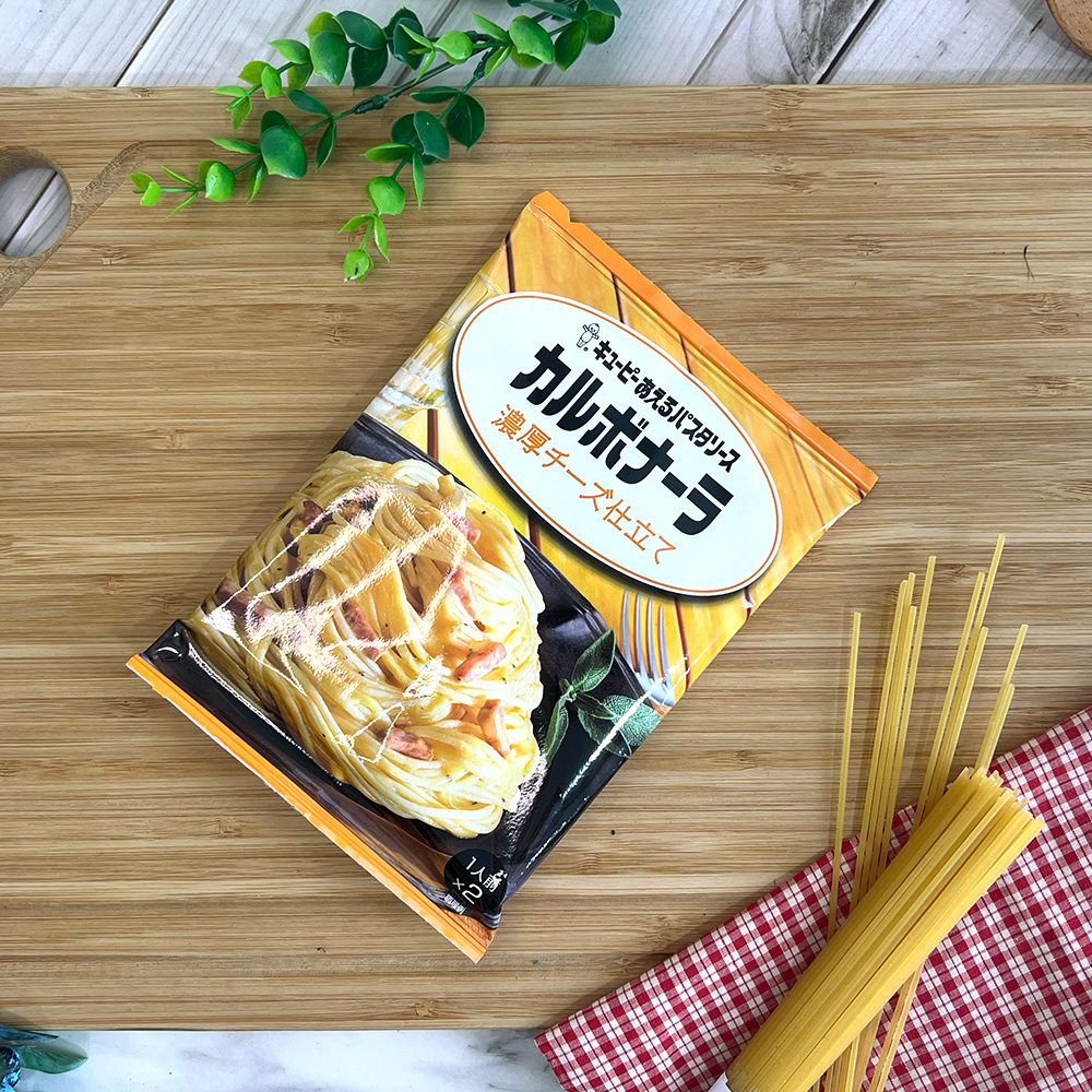 キューピーあえるパスタソース,カルボナーラ,濃厚チーズ仕立て,1人前。