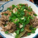 月見蔥牛肉丼 全台本店獨賣