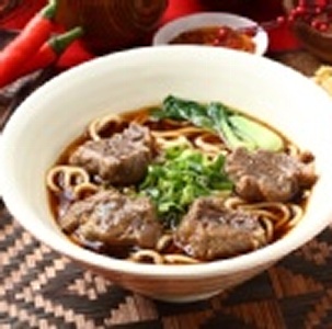 原汁牛肉麵（一盒兩入） 特價：$180