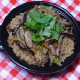 阿嬤秘方油飯 一斤 特價：$80