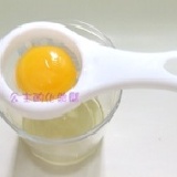 《公主的化妝間》蛋清分離器 蛋黃分離 輕鬆蛋黃蛋清分離 廚房好幫手