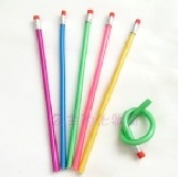 《公主的化妝間》神奇軟鉛筆-可隨意彎曲折不斷的鉛筆 多彩柔軟好玩不斷芯(單支)多色隨機發 特價：$5