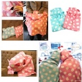 《公主的化妝間》Gismo授權正品☆夢遊娃娃 宅人披肩/披風/斗篷/冷氣毯/毛毯/蓋毯 保暖(藍色白點下單區)~附授權書~附真偽品辨識說明，教您如何辨別仿冒品