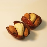 杏仁棗腰果 特價：$330