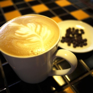 濃縮白巧克力摩卡咖啡-半糖