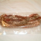 特調鹹豬肉 (生食)五花肉+天然香料調味375g+-20g 煎 烤 蒸 皆宜 特價：$110