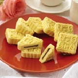 (一之軒) 翡翠綠豆冰糕 (8入一盒) ★獨特『冰的』綠豆糕★聯合報推薦優勝★等同國宴頂級糕點入口即化★