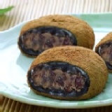 台中新天地餐廳全發黑糖軟Q麻糬15顆/盒-紅豆 60g超大顆哦，直徑約5cm!!!市售二十元至三十元不等，全素者不可食用