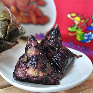 嘉義名產小吃‧福源肉粽-米豆肉粽　　　　　　　　　　２５元