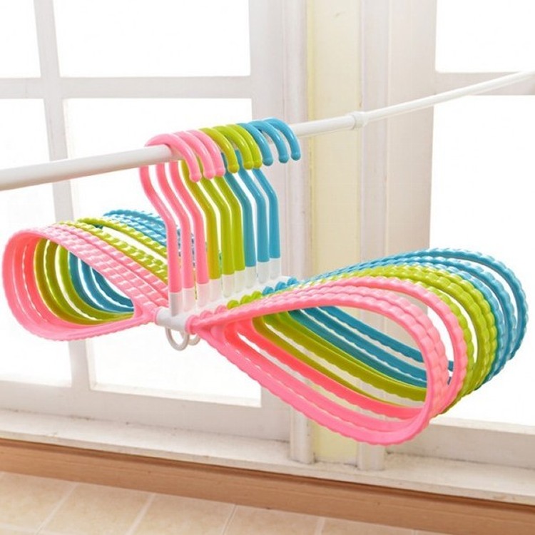 8字立體旋轉多功能快乾衣架