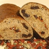 任選4條優惠組 - 無油無糖完全全麥麵包 - 4條只要$499