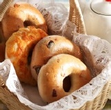 綜合人氣包(蔓越莓,藍莓,起司,原味,全麥核桃各一個入) 一次享有五種美味~超划算!! 特價：$150