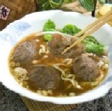 八哥牛肉麵招牌**紅燒牛肉麵** **不含麵**【真空包裝】免出門就能品嚐好吃的牛肉麵!!!【中華日報】【自由時報】報導店家 特價：$80