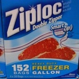 分購 單盒38入 雙層夾鍊冷凍保鮮袋 Ziploc--size: 17.7cm x 19.5cm 特價：$1