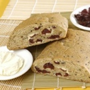 無油無糖全麥麵包 - 優格蔓越莓 特價：$109