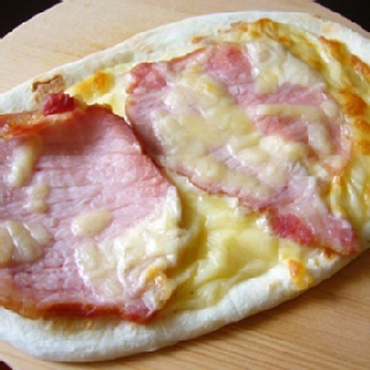 【Siena(西恩納)香草工坊】巴黎火腿起司Pizza