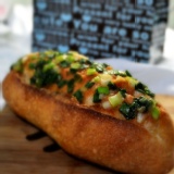 香蔥魚子法國麵包 當台式蔥香遇到海味魚子(2入裝優惠組)(新品) 特價：$78