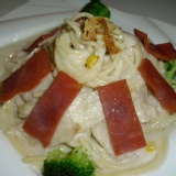 白醬火腿義大利麵(含麵) ~NEW~五折試吃價推出 重300g(+-5g)