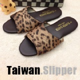 時尚室內拖鞋 - 抗滑靜音 - 奢華淺豹紋