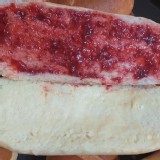 草莓牛奶雙夾心麵包3入(奶素) 特價：$100