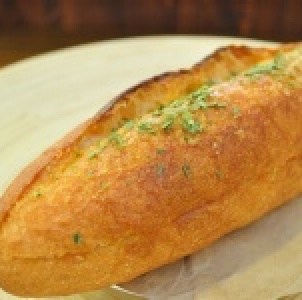 稻城　法國麵包《香蒜》獨家創意口味 (葷) 【不含巴西里】 特價：$35