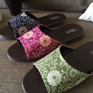 台灣製造-品味系列-布面皮拖-日式花卉