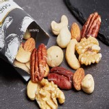 美食家 綜合堅果 特價：$39