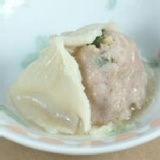 蔬菜湯包 數量：50顆 (每包)成分：蔬菜、蔥、豬肉