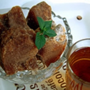 上級品黑冬瓜糖（不規則塊狀）重量：5台斤(3公斤)成分：冬瓜、砂糖、水、著色劑(